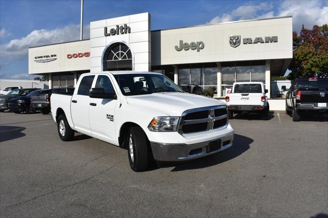 2023 RAM 1500 Classic SLT Crew Cab 4x2 57 Box