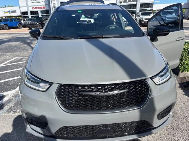 2025 Chrysler Pacifica Limited 2025 Chrysler Pacifica Limited