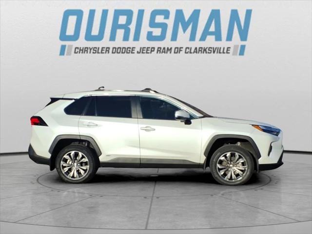 2024 Toyota RAV4 Hybrid XLE Premium