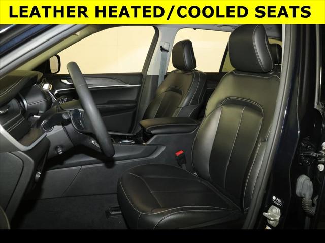 2023 Jeep Grand Cherokee Limited 4x4 2023 Jeep Grand Cherokee Limited 4x4