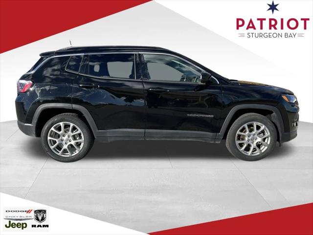 2022 Jeep Compass Latitude Lux 4x4 2022 Jeep Compass Latitude Lux 4x4