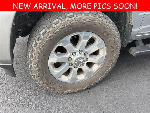 2022 RAM 2500 Big Horn Crew Cab 4x4 64 Box 2022 RAM 2500 Big Horn Crew Cab 4x4 64 Box