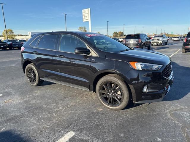 2023 Ford Edge ST-Line 2023 Ford Edge ST-Line