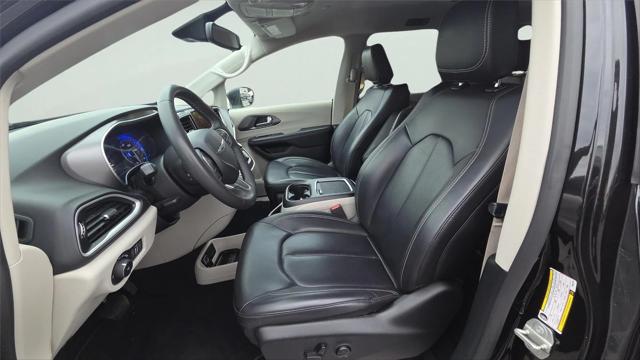 2023 Chrysler Pacifica Touring L 2023 Chrysler Pacifica Touring L