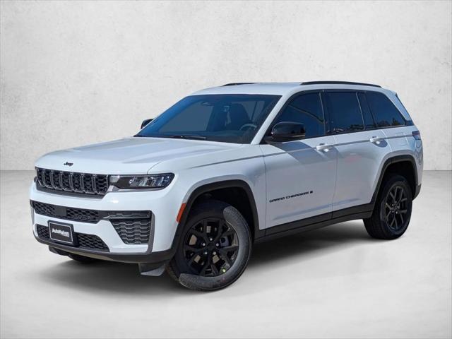 2026 Jeep Grand Cherokee GRAND CHEROKEE LAREDO ALTITUDE 4X4