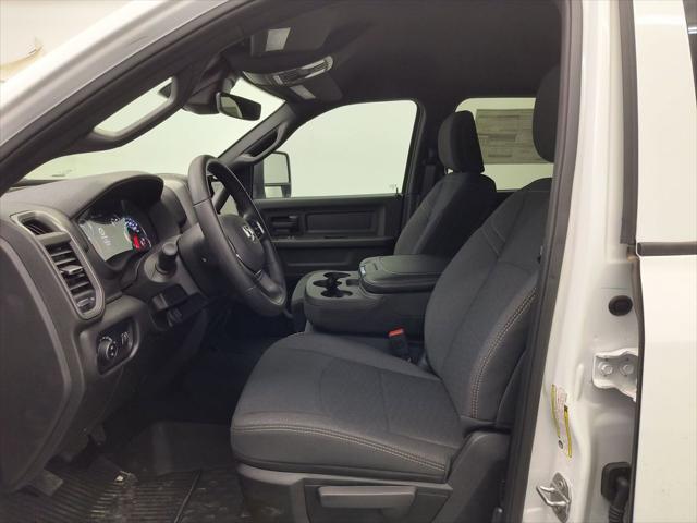 2025 Ram 2500 Tradesman Crew Cab 4x4 6'4" Box