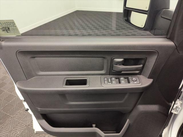 2025 Ram 2500 Tradesman Crew Cab 4x4 6'4" Box