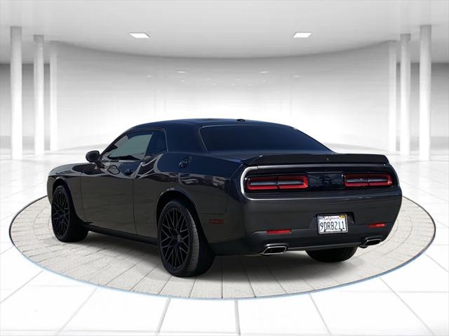2022 Dodge Challenger SXT 2022 Dodge Challenger SXT