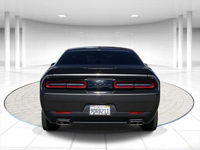 2022 Dodge Challenger SXT 2022 Dodge Challenger SXT