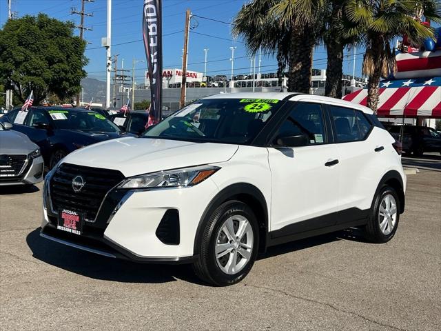 2025 Nissan Kicks Play S 2025 Nissan Kicks Play S
