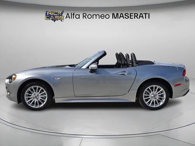 2017 Fiat 124 Spider Classica 2017 Fiat 124 Spider Classica