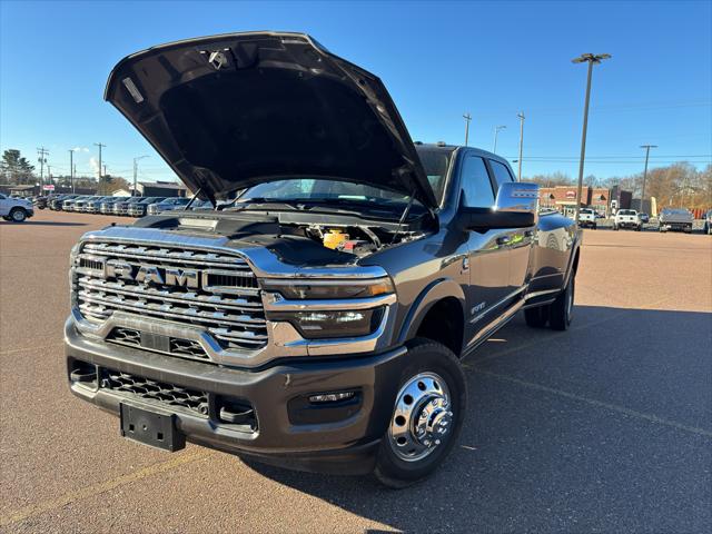 2026 Ram 3500 Limited Crew Cab 4x4 8' Box