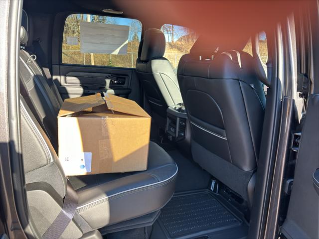 2026 Ram 3500 Limited Crew Cab 4x4 8' Box