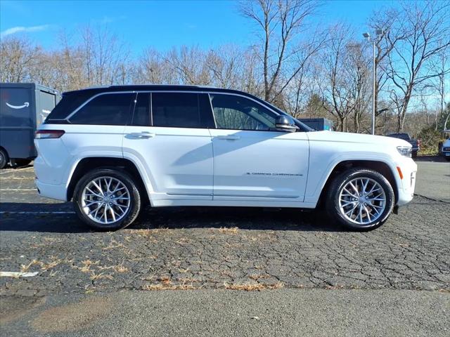 2022 Jeep Grand Cherokee Summit 4x4