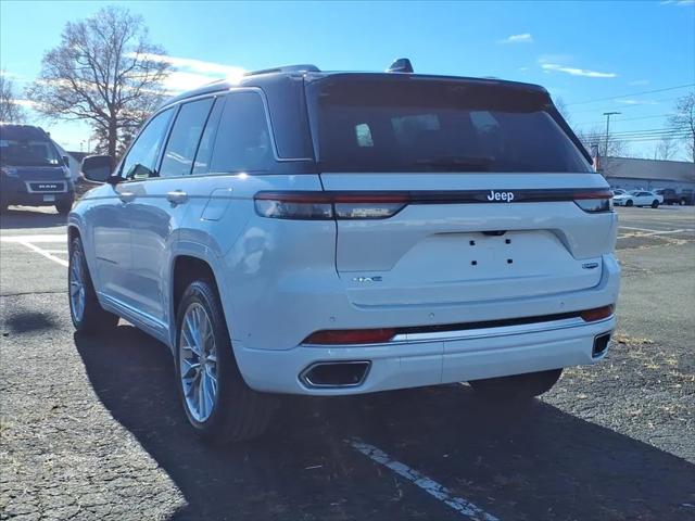2022 Jeep Grand Cherokee Summit 4x4