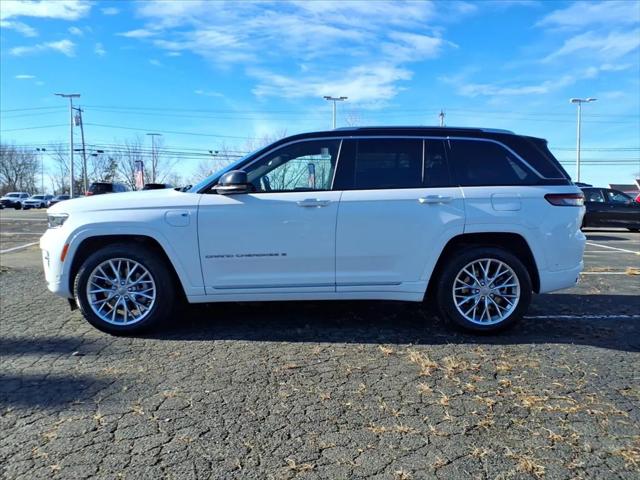 2022 Jeep Grand Cherokee Summit 4x4