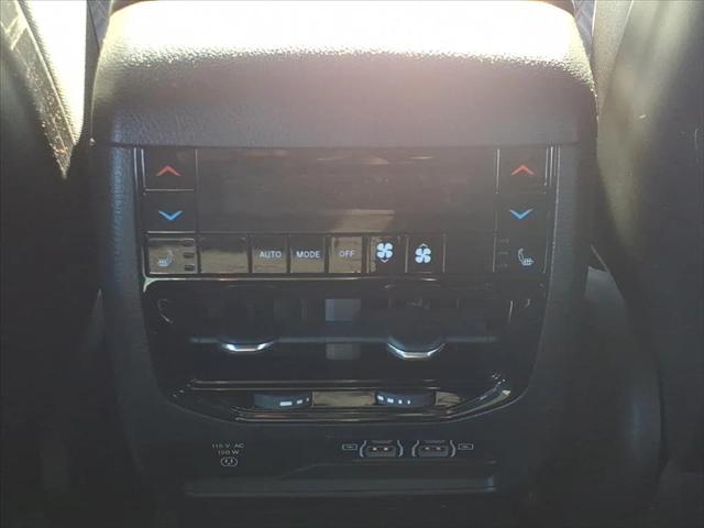 2022 Jeep Grand Cherokee Summit 4x4