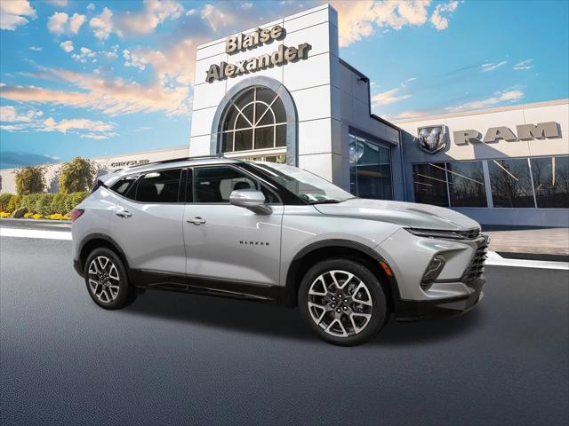 2025 Chevrolet Blazer FWD RS