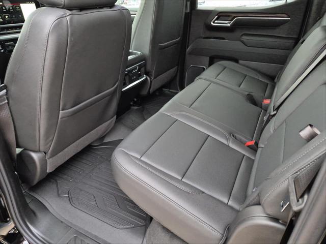 2026 GMC Sierra 1500 Crew Cab, Short Bed, SLT, 4WD