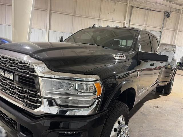 2023 RAM 3500 Limited Crew Cab 4x4 8 Box