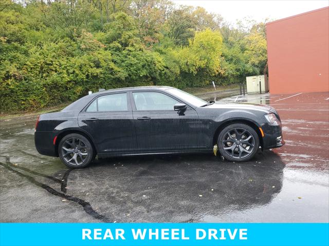 2023 Chrysler 300 Touring L 2023 Chrysler 300 Touring L