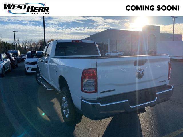 2024 RAM 3500 Big Horn Crew Cab 4x4 8 Box