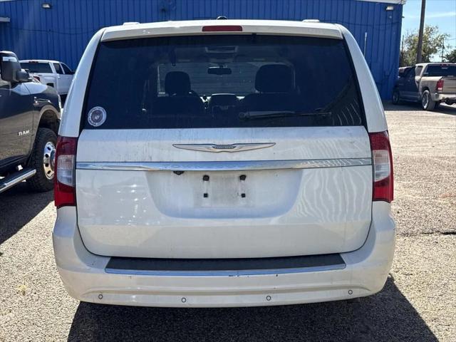 2012 Chrysler Town and Country Touring 2012 Chrysler Town and Country Touring