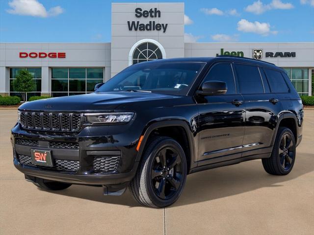 2022 Jeep Grand Cherokee L Altitude 4x4 2022 Jeep Grand Cherokee L Altitude 4x4
