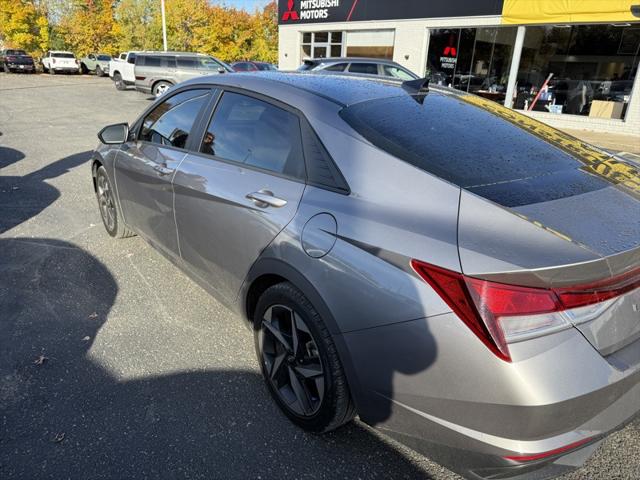 2023 Hyundai Elantra SEL 2023 Hyundai Elantra SEL