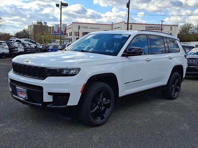 2022 Jeep Grand Cherokee L Altitude 4x4 2022 Jeep Grand Cherokee L Altitude 4x4