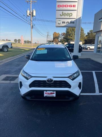 2021 Toyota RAV4 LE 2021 Toyota RAV4 LE