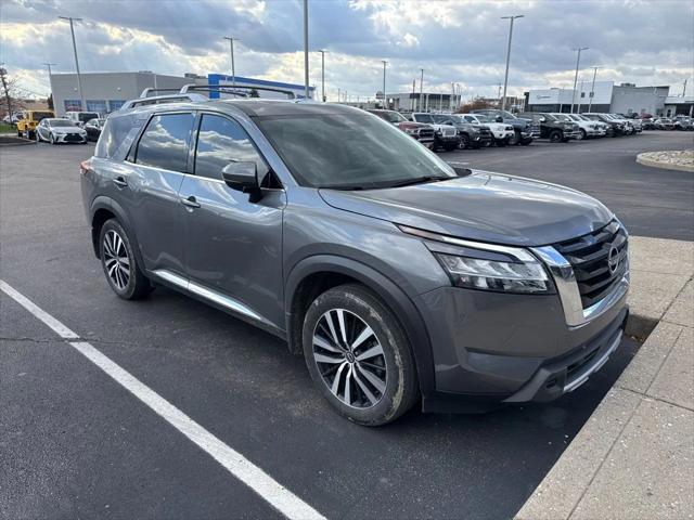 2024 Nissan Pathfinder Platinum 4WD 2024 Nissan Pathfinder Platinum 4WD