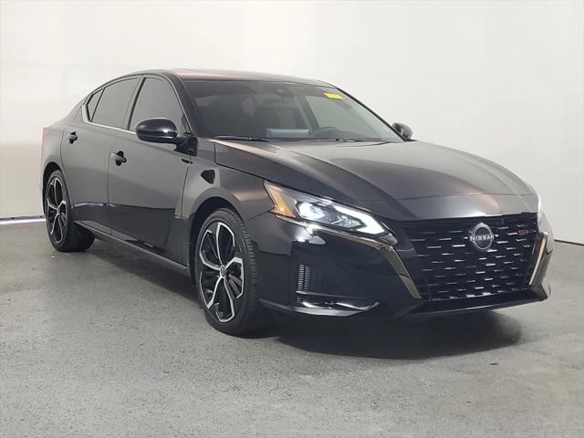 2025 Nissan Altima SR FWD 2025 Nissan Altima SR FWD