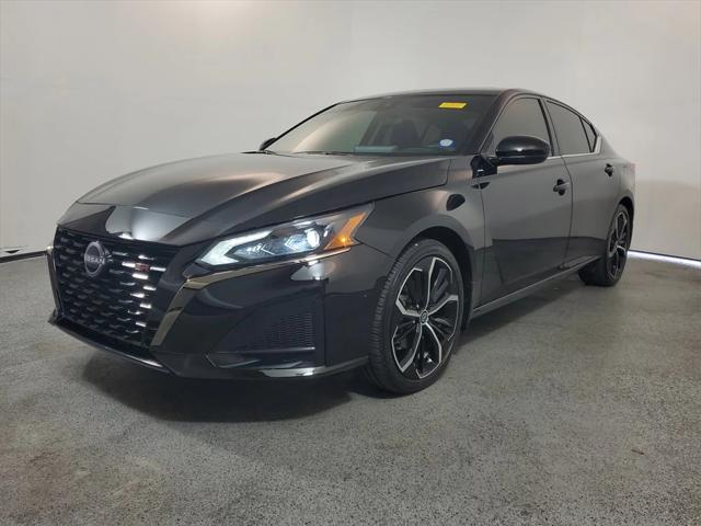 2025 Nissan Altima SR FWD 2025 Nissan Altima SR FWD