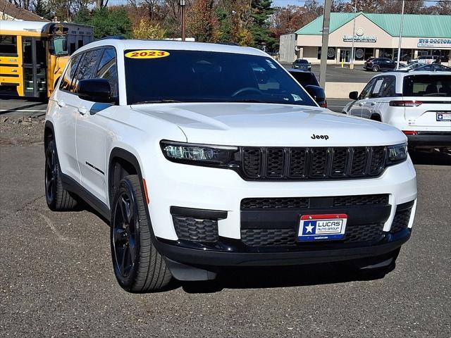 2023 Jeep Grand Cherokee L Altitude 4x4 2023 Jeep Grand Cherokee L Altitude 4x4