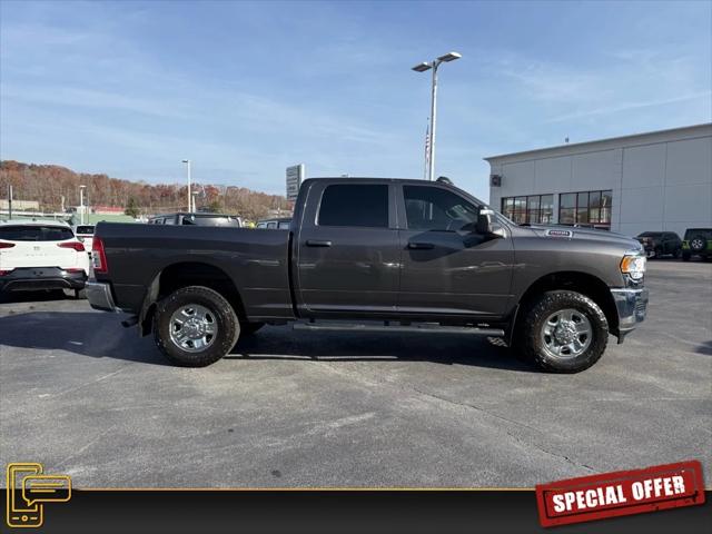 2024 RAM 2500 Tradesman Crew Cab 4x4 64 Box 2024 RAM 2500 Tradesman Crew Cab 4x4 64 Box