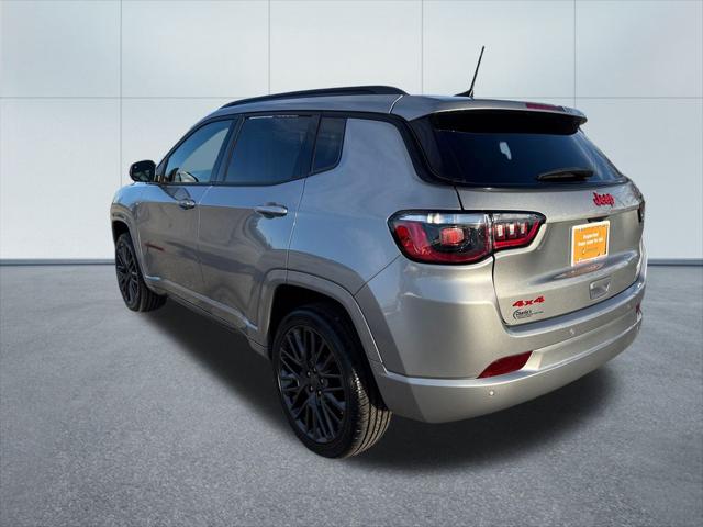 2023 Jeep Compass (RED) Edition 4x4 2023 Jeep Compass (RED) Edition 4x4