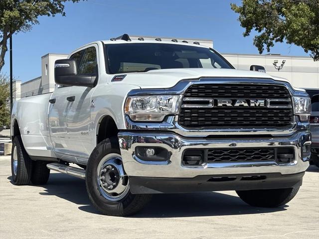 2024 RAM 3500 Big Horn Crew Cab 4x4 8 Box 2024 RAM 3500 Big Horn Crew Cab 4x4 8 Box