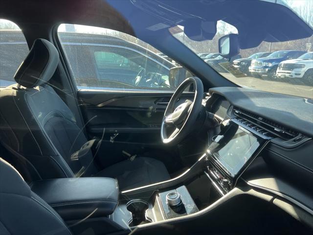 2024 Jeep Grand Cherokee Laredo 4x4 2024 Jeep Grand Cherokee Laredo 4x4