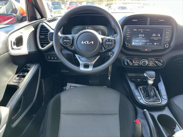 2025 Kia Soul LX 2025 Kia Soul LX