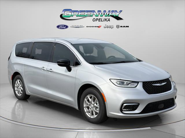 2026 Chrysler Pacifica Select for sale in Opelika, AL