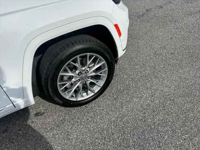 2023 Jeep Grand Cherokee L Summit 4x4