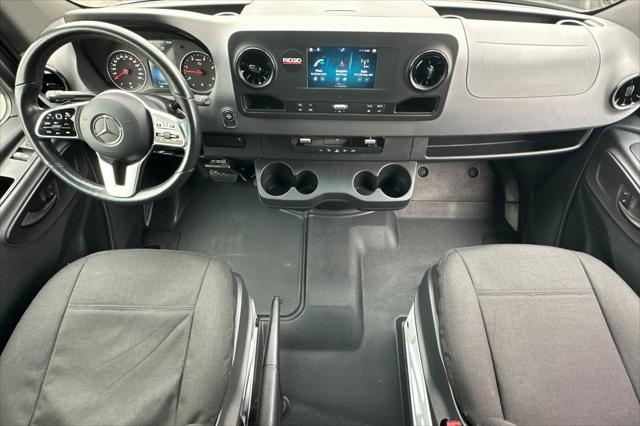 2021 Mercedes-Benz Sprinter 3500XD Chassis Standard Roof V6