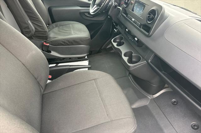 2021 Mercedes-Benz Sprinter 3500XD Chassis Standard Roof V6