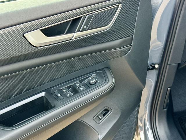 2026 Volkswagen Atlas Cross Sport 2.0T SEL