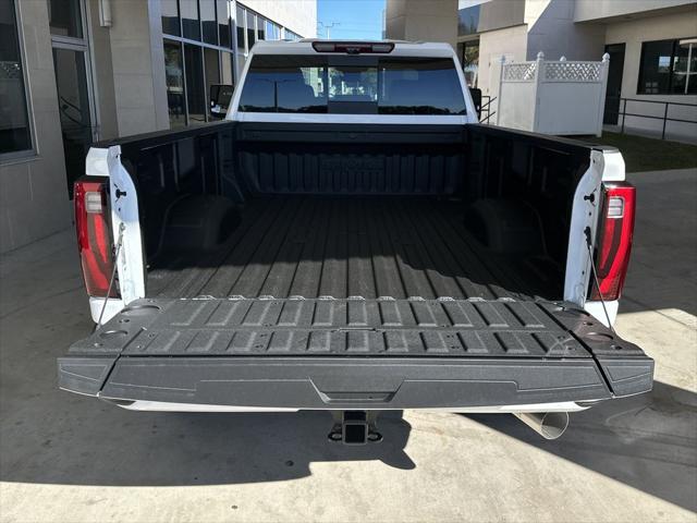 2026 GMC Sierra 3500HD Crew Cab, Long Bed, Denali Ultimate Dual Rear Wheel, 4WD
