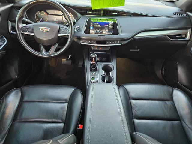 2021 Cadillac XT4 AWD Premium Luxury
