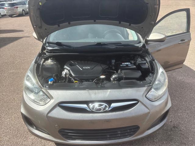 2012 Hyundai Accent GS