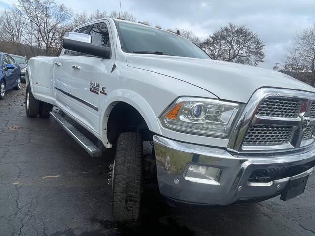 2018 Ram 3500 Laramie Crew Cab 4x4 8' Box