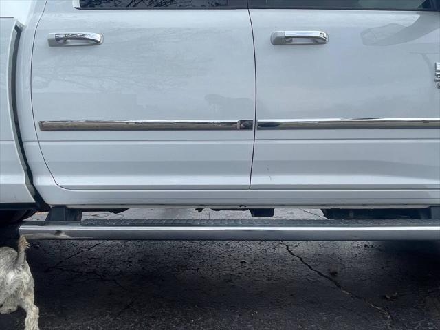 2018 Ram 3500 Laramie Crew Cab 4x4 8' Box